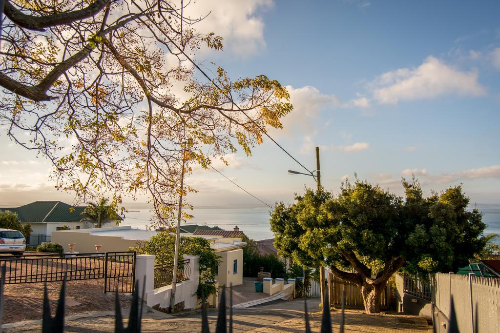 Edward Charles Manor Hotel Mossel Bay Exterior photo